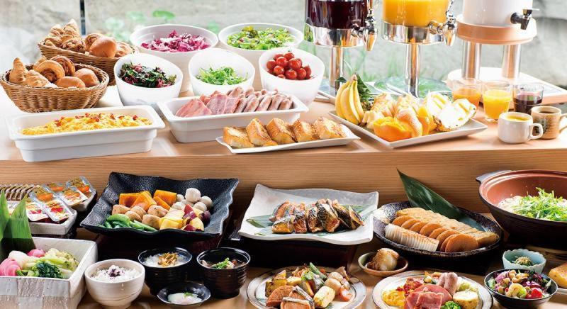 Hotel Cosmopol تْشيزيناتيكو المظهر الخارجي الصورة